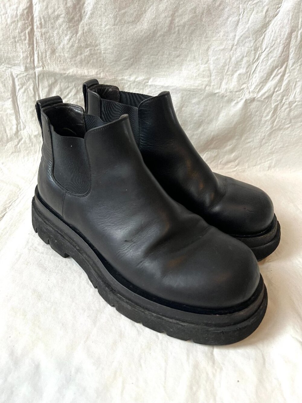 Bottega Veneta boots Lug Chelsea ankle boot black 42 9 US mens chunky platform